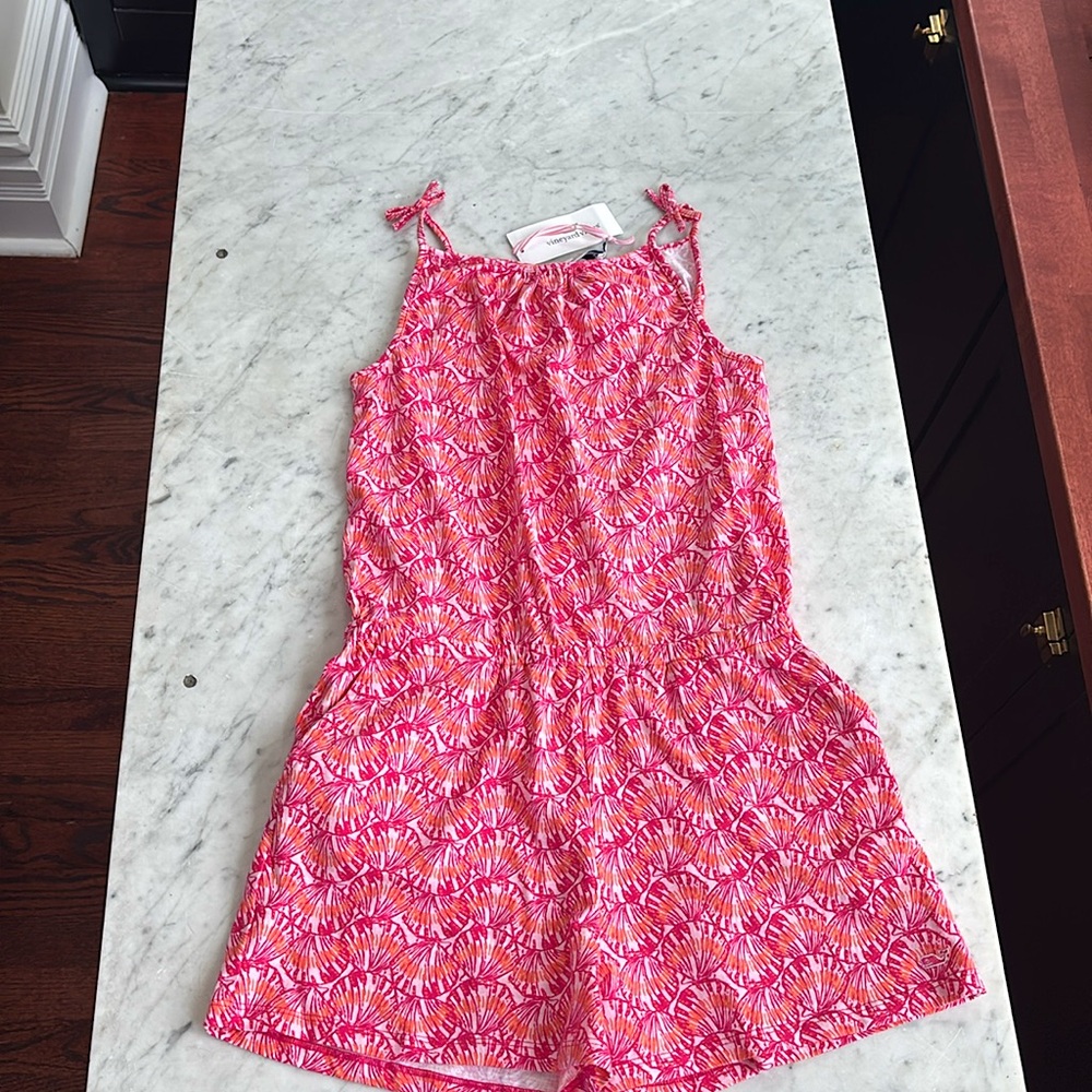 New with tags Vineyard Vines pink shell romper size 14